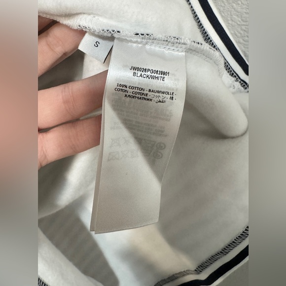 NWOT JW Anderson Sweatshirt - Picture 5 of 6